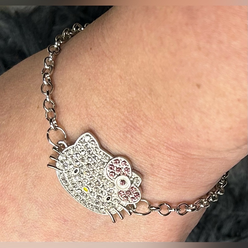 Hello Kitty Silver Bling Charm Toggle Bracelet - Picture 6 of 8